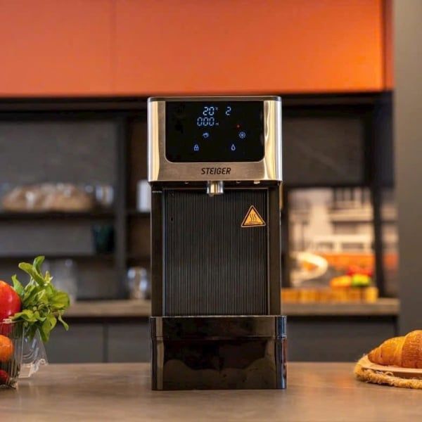 Bình thủy điện nóng lạnh Steiger STG 888 Công nghệ làm nóng tức thời giúp nước được đun nóng đến nhiệt độ mong muốn một cách đồng đều