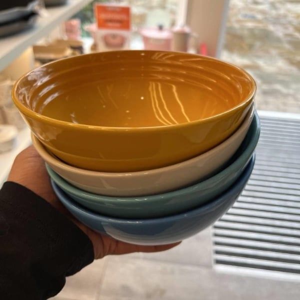 Bộ 4 bát Le Creuset Riviera 16cm rất lý tưởng cho các món ăn sáng yêu thích như ngũ cốc muesli, các loại ngũ cốc và cháo