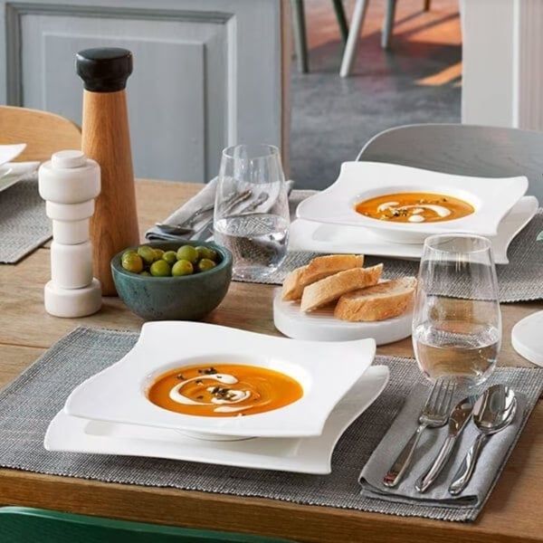 Bộ 8 đĩa Villeroy Boch NewWave 24cm - Đây là một chiếc đĩa có thiết kế hiện đại với hình dạng sóng đặc trưng.
