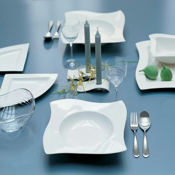 Bộ 8 đĩa Villeroy Boch NewWave 24cm - Đây là một chiếc đĩa có thiết kế hiện đại với hình dạng sóng đặc trưng.