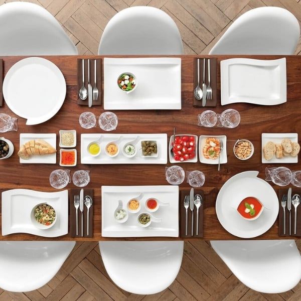 Bộ 8 đĩa Villeroy Boch NewWave 24cm - Đây là một chiếc đĩa có thiết kế hiện đại với hình dạng sóng đặc trưng.