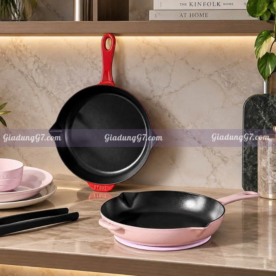 Chảo gang Staub 26cm cực kỳ chắc chắn, có thể sử dụng được qua nhiều thế hệ!