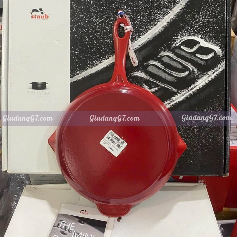 Chảo gang Staub 26cm Nấu nướng thuận tiện