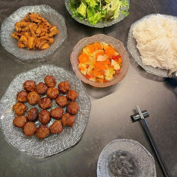 Đĩa tròn sâu lòng IVV Diamante piatto 28cm Phù hợp với mọi không gian