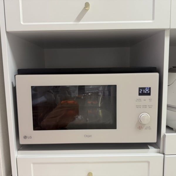 Lò vi sóng kiêm nướng hấp LG Dios 32L Khoang thép không gỉ - Vệ sinh hơn.