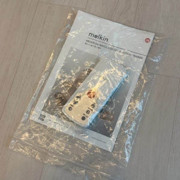 Máy đi bộ Melkin Da Naeul - Hàn Quốc Kiểm soát lực đạp 10 mức: Tập luyện tăng cường sức mạnh phần thân dưới, từ mắt cá chân đến đùi.
