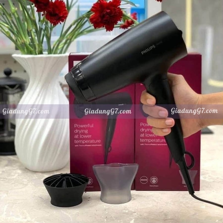 Máy sấy tóc Philips BHD308 Trang bị động cơ DC cho khả năng hoạt động êm ái, bền bỉ