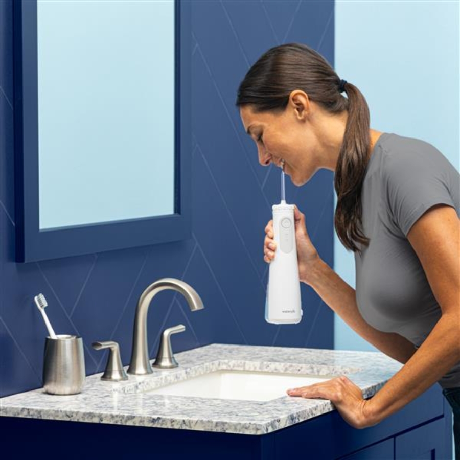 Máy tăm nước Waterpik này đi kèm với 3 đầu tăm nước cho nhiều nhu cầu nha khoa khác nhau, 2 chế độ an toàn và hiệu quả (thấp/cao)