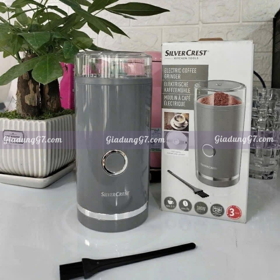 Máy xay cà phê điện SilverCrest SKMS 180 B1, công suất 180 W, trọng lượng 70 g.