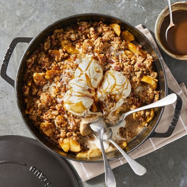 Nồi chảo gang Staub Chistera 28cm 3.7L Khả Năng Giữ Nhiệt Vượt Trội