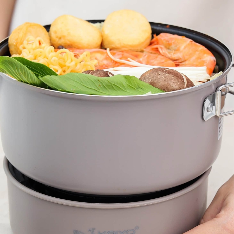 Nồi lẩu điện đa năng Kaiyo KPP-065 Công suất 1000W kết hợp 3 mức nhiệt linh hoạt (Thấp – Trung bình – Cao) giúp nấu lẩu, mì, cháo, hâm nóng, hấp, chiên hoặc xào nhiều loại thực phẩm.