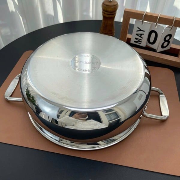 Nồi lẩu lùn Chockmen 26cm/ 28cm Chất liệu: inox 18/10 (tương đương inox 316 theo tiêu chuẩn nội địa Trung