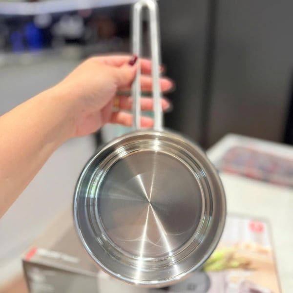 Nồi quánh Zwilling Pouristic 16cm 65565-160-9 Được làm bằng thép không gỉ 18/10 chất lượng cao