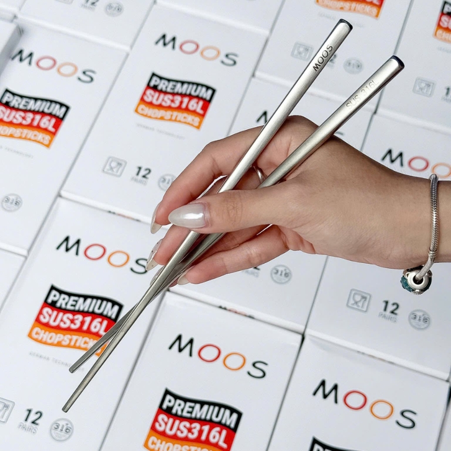 Set 12 đôi đũa inox Moos Đức Thẩm mỹ sang trọng và an toàn với máy rửa chén