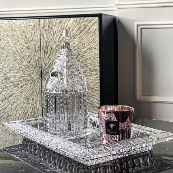 Thố pha lê mài Bohemia Building 30cm Thố pha lê mài Bohemia Building 30cm Thiết kế ấn tượng với hoa văn sống động, tạo phong cách độc đáo