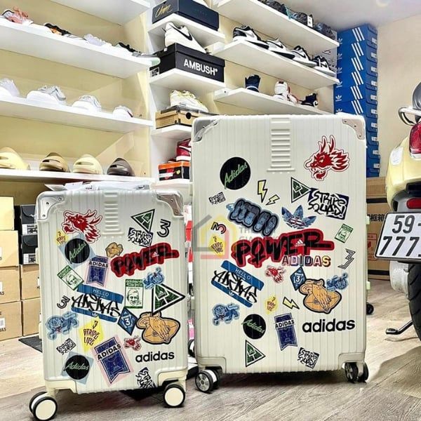 Vali Addidas size 20 cabin hoàn hảo cho những chuyến đi chơi