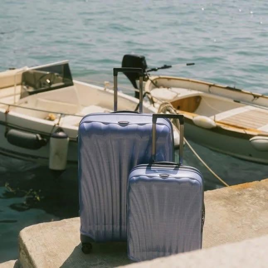 Vali Samsonite C-Lite màu tím Lavender Luôn trung thực với những câu chuyện tuyệt vời được đan cài vào công nghệ Curv® và thiết kế mang tính biểu tượng