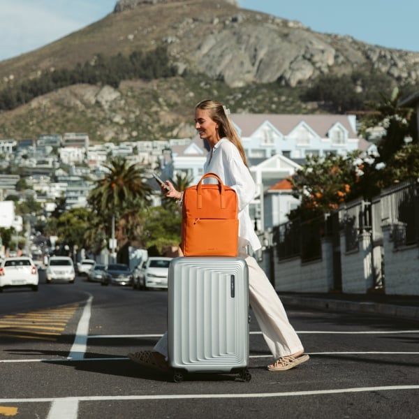 Vali kéo Samsonite Nuon giúp bạn có chuyến đi chơi hoàn hảo