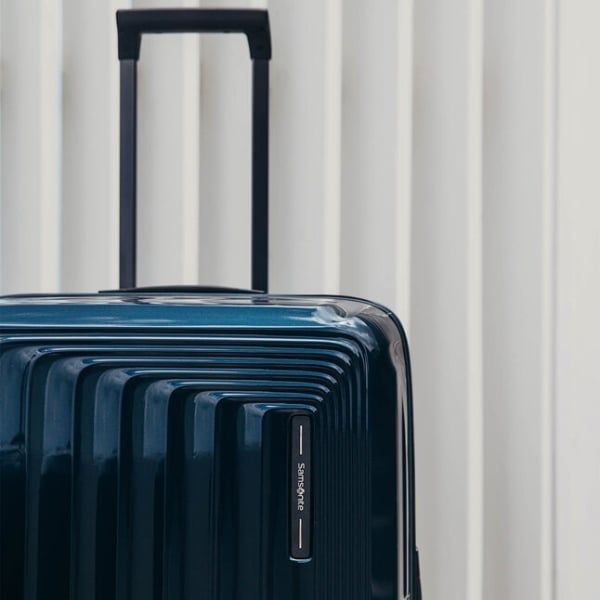 Vali Samsonite Nuon Vỏ vali làm bằng nhựa polycarbonate chất lượng cao