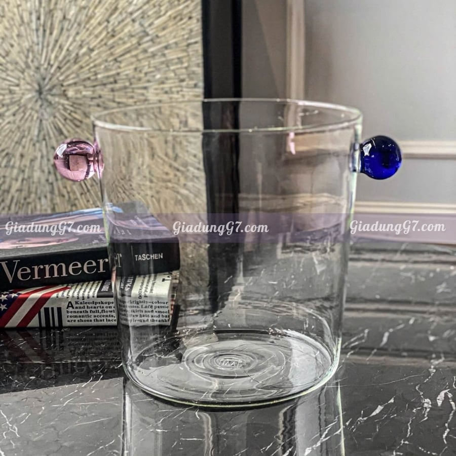 Xô đá IVV Collier Borosilicate 4000ml Thiết kế tối giản, dễ kết hợp với nhiều phong cách nội thất của gia chủ.