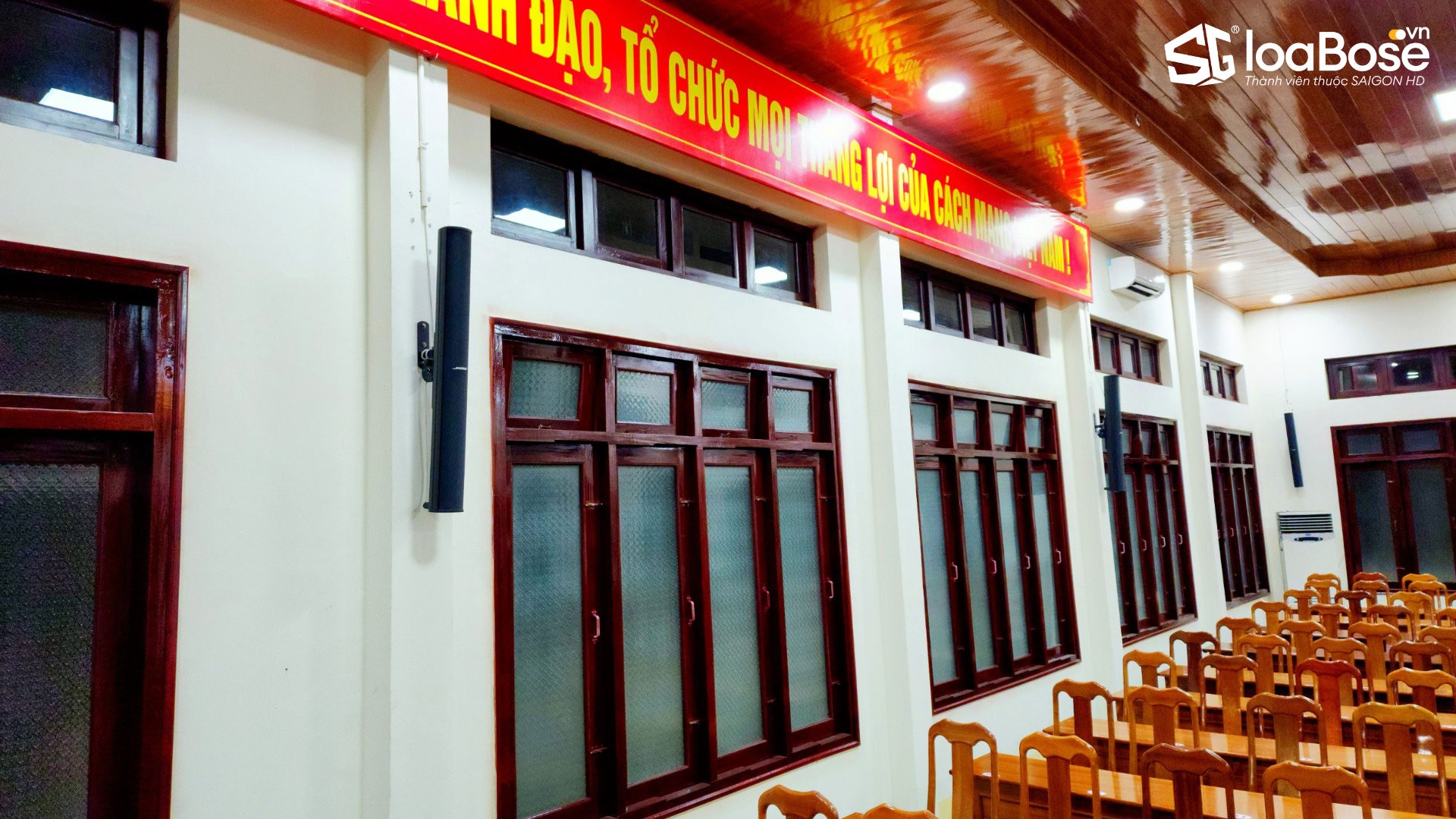 Loa chuyên nghiệp Bose Professional cho hội trường, giản đường, không gian lớn