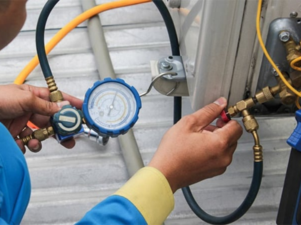 Vệ sinh béc phun gas bếp công nghiệp bị tắc nghẽn