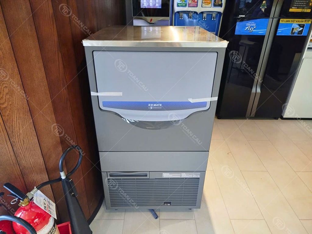hình ảnh thực tế máy làm đá viên Hoshizaki SRM-80A