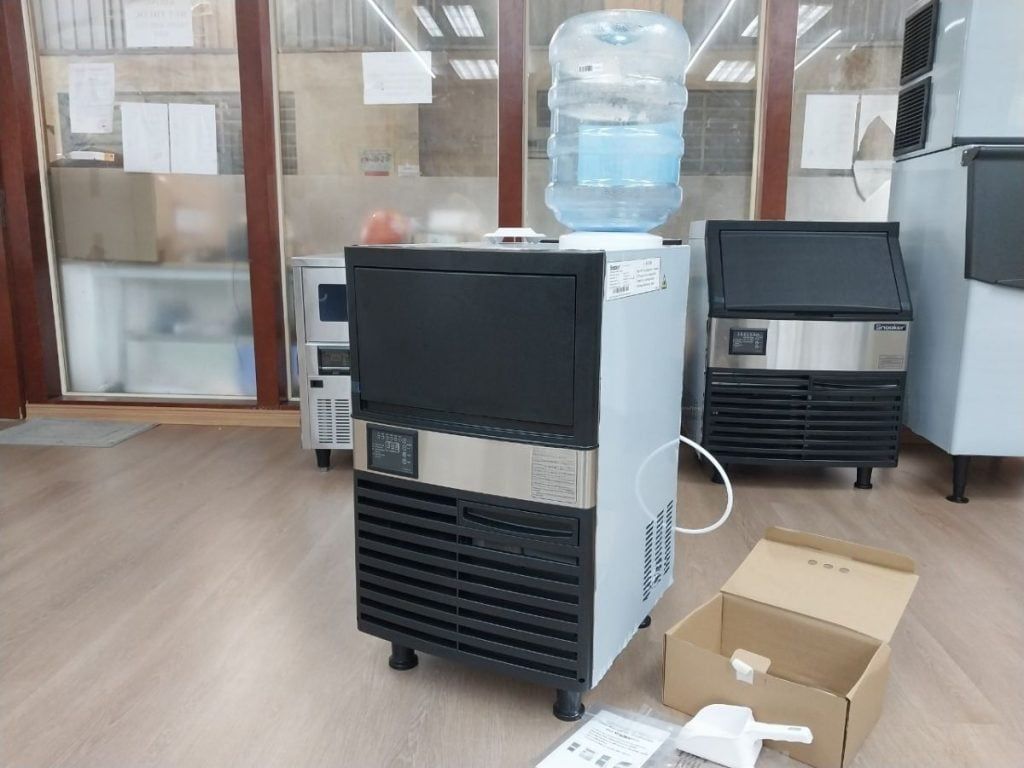 Hình ảnh thực tế của máy làm đá viên TurboGold TGI-80CB