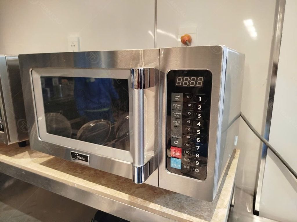 Lò vi sóng Midea 25L 1025F1E-EU góc bên phải