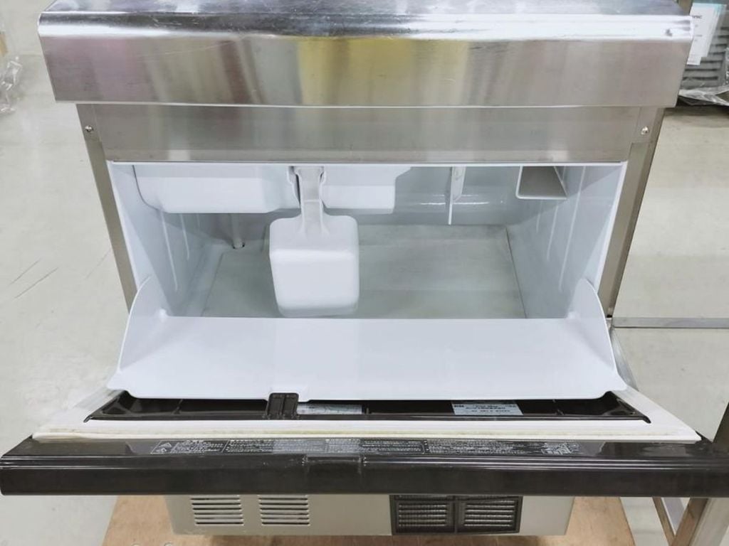 thùng chứa máy làm đá viên cỡ lớn Hoshizaki LM-250M