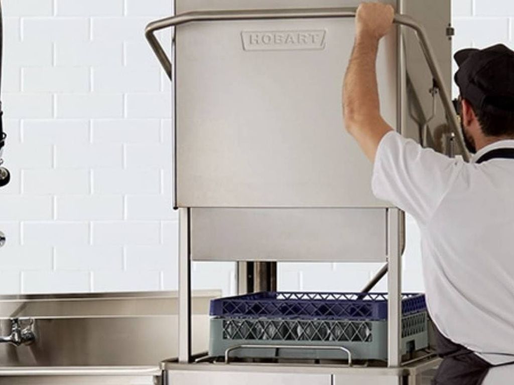 Chuẩn bị trước khi lắp máy rửa bát công nghiệp
