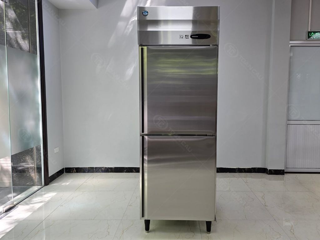Tủ mát 2 cánh Hoshizaki HRV-78A trực diện