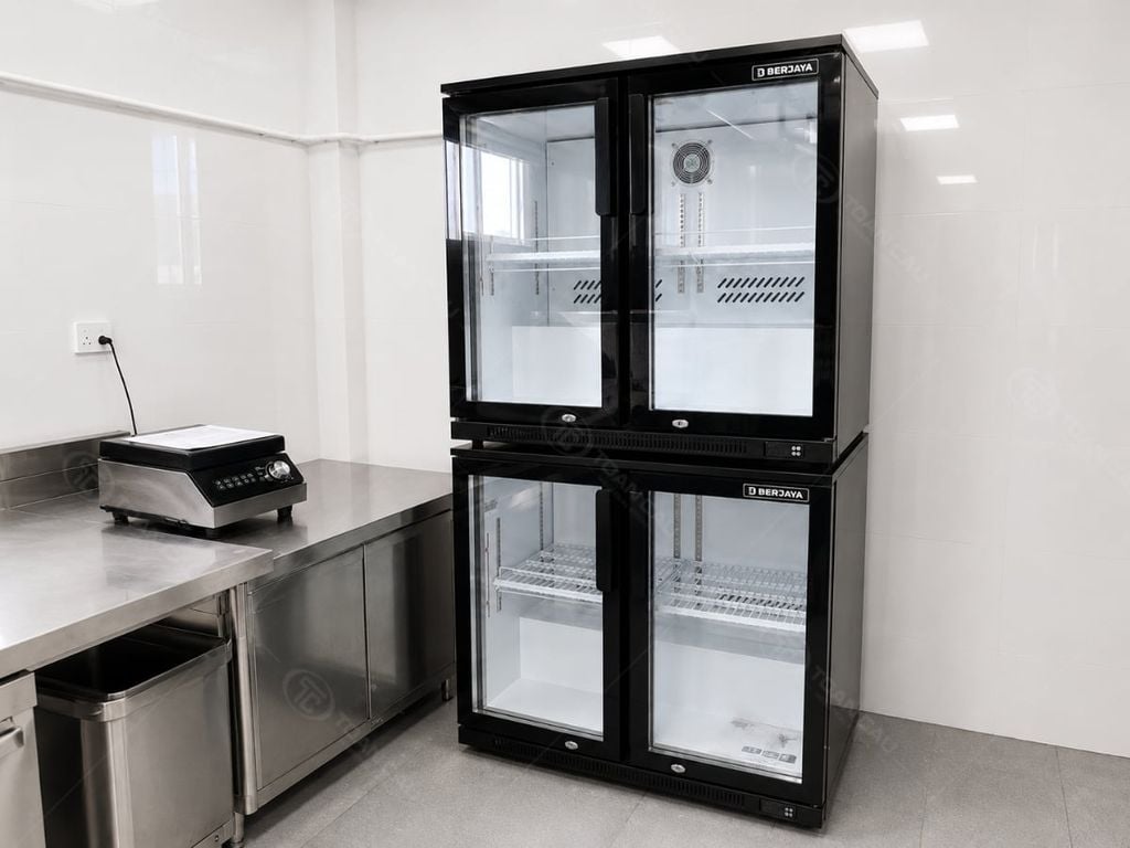 Tủ mát quầy bar Berjaya BJY-2DBC198BS-B góc nhìn bên phải