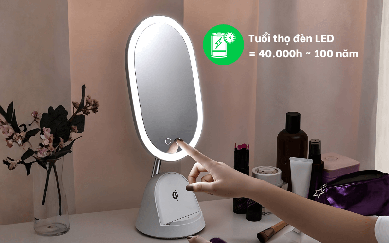 Gương trang điểm cảm ứng tích hợp đèn LED kèm sạc không dây WILIT QU10AM