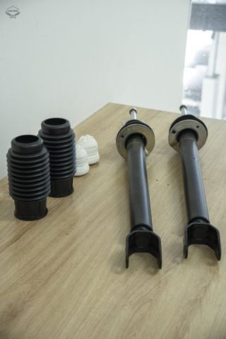 DẤU HIỆU NGUYÊN NHÂN HƯ HỎNG GIẢM XÓC Ô TÔ THƯỜNG GẶP