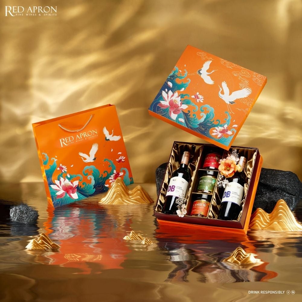 Giỏ quà Tết Red Apron với rượu vang nhập khẩu chính ngạch