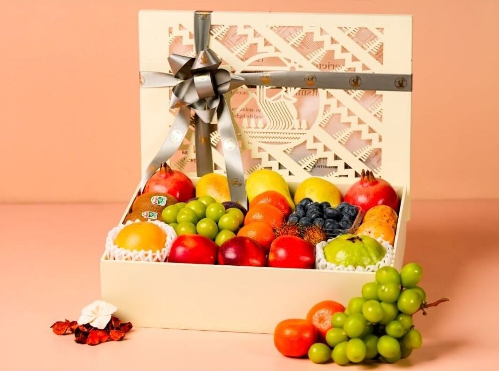 Hộp trái cây nhập khẩu làm quà Tết cho gia đình người yêu