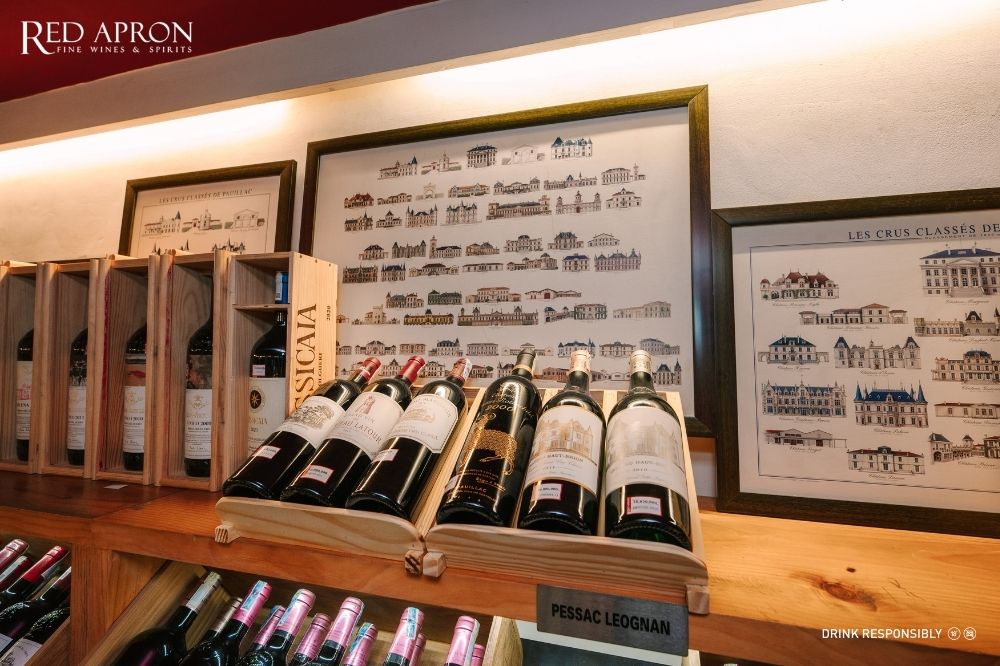 Cửa hàng Red Apron Fine Wines & Spirits phân phối rượu vang Graves