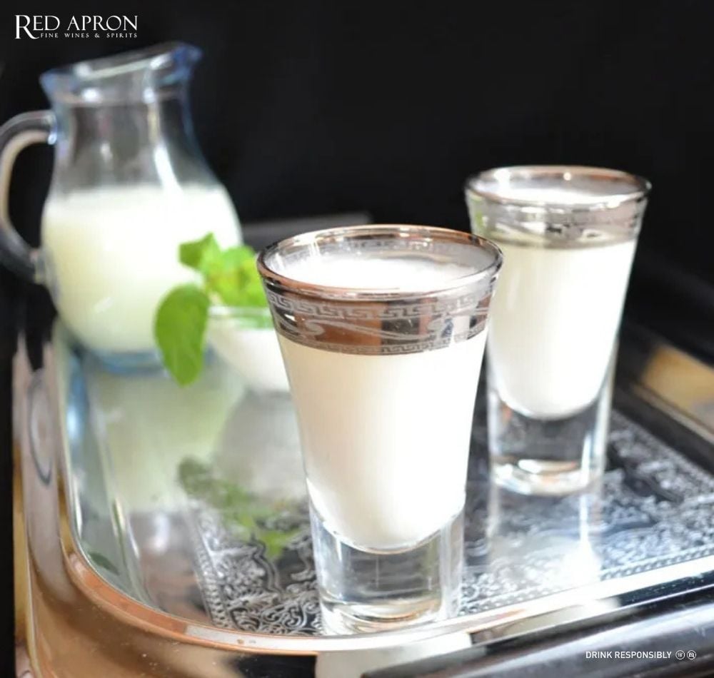 Sữa và sữa chua uống giúp cung cấp năng lượng cho người không bị buồn nôn