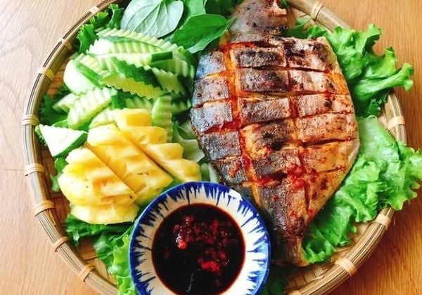 Hướng dẫn làm cá chim nướng giấy bạc giữ vị ngọt mềm ngon