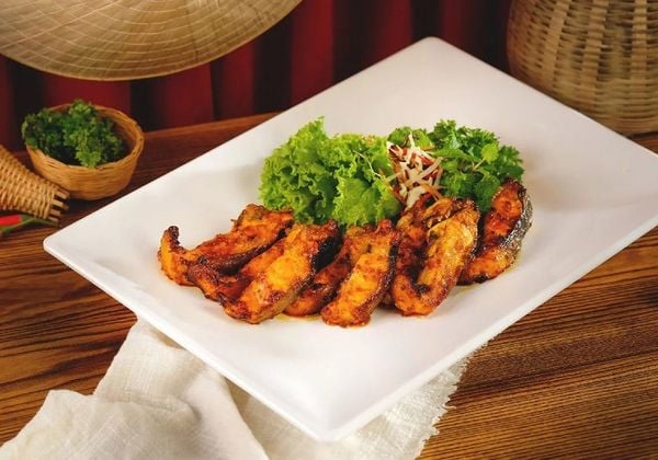 2 Cách làm cá tầm nướng vàng mềm hấp dẫn cho tiệc sum họp