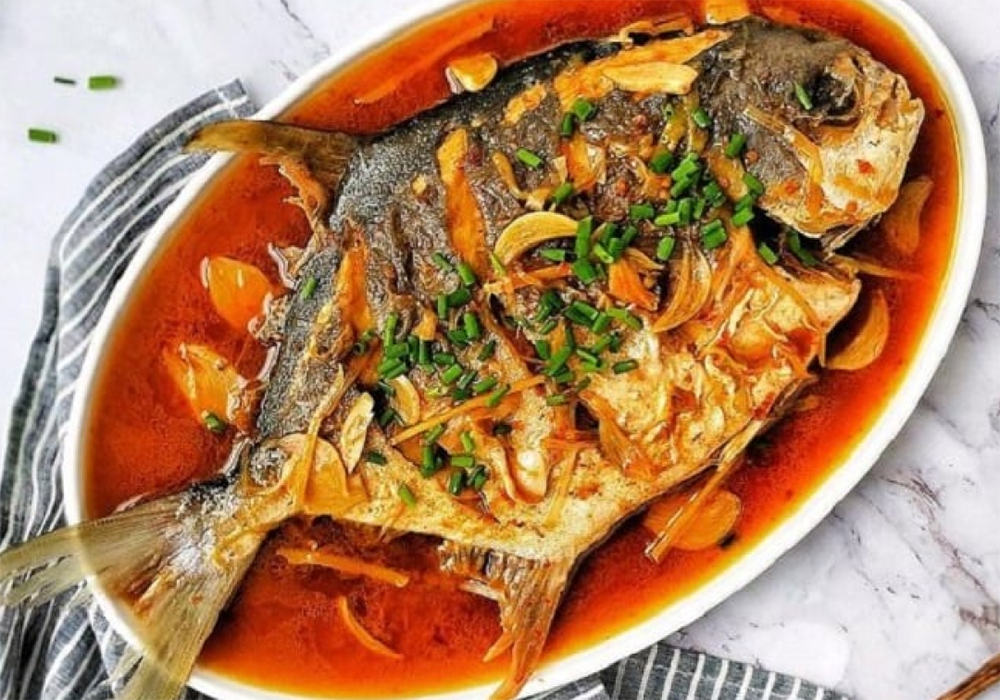 Cá chim chiên sốt cà