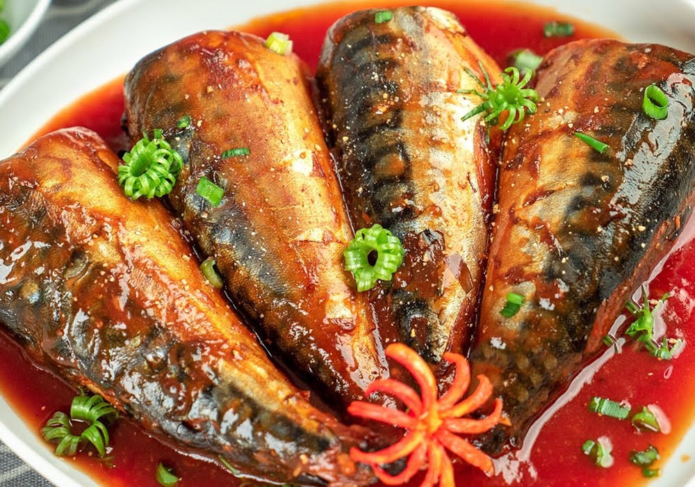 Cá nục kho