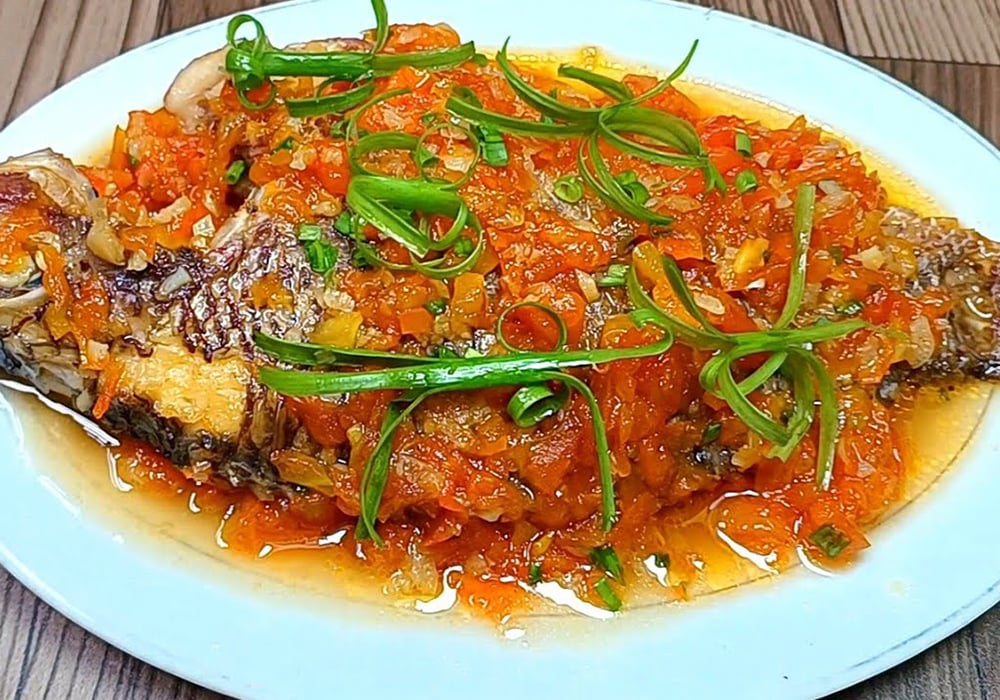 Cá rô phi sốt cà chua