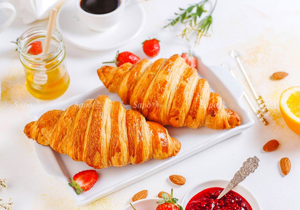 Bánh sừng bò croissant