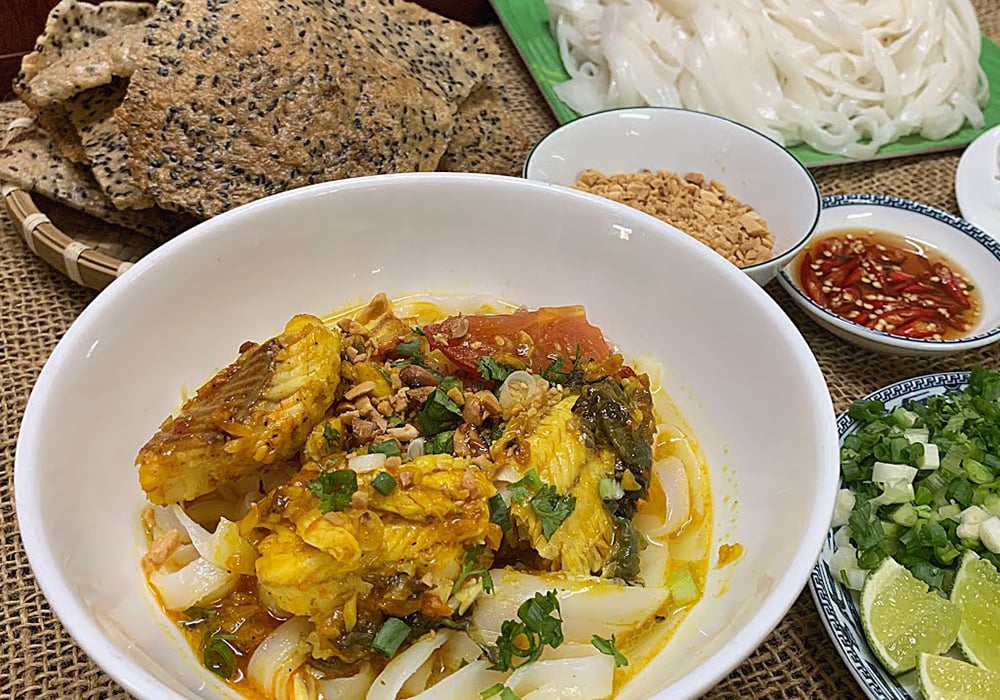 Mì quảng cá lóc