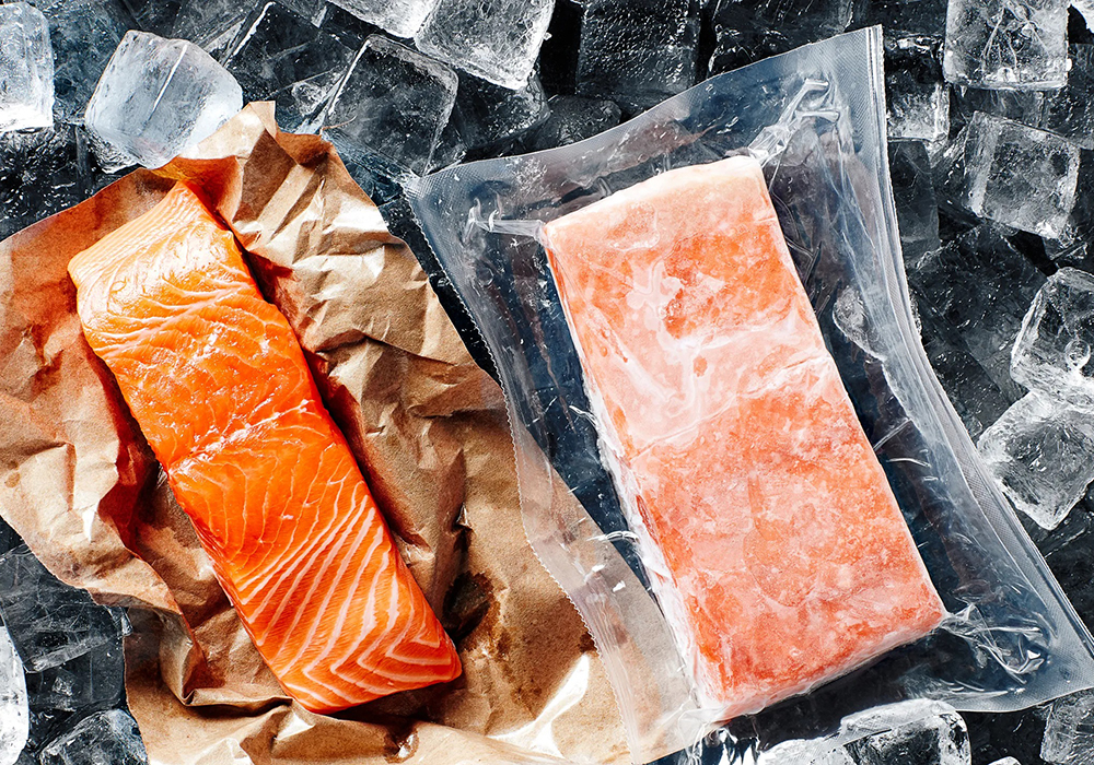 Cách rã đông cá hồi đông lạnh