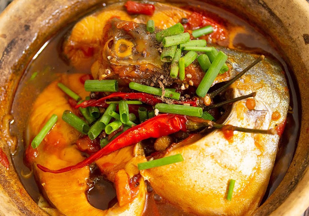 Cá cam kho cà chua