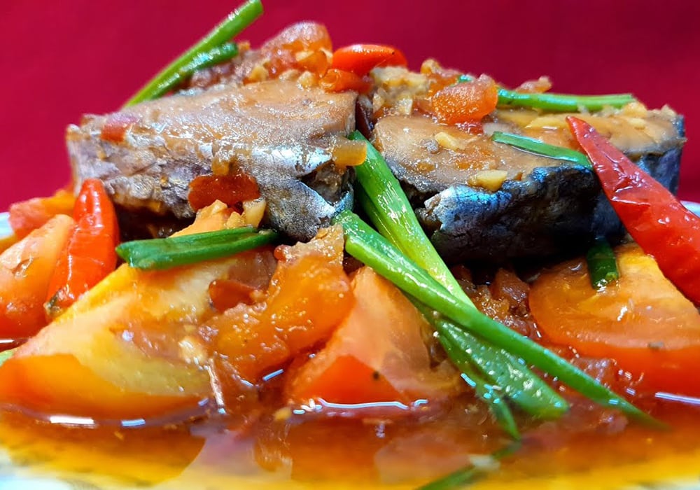 Cá thu kho cà chua