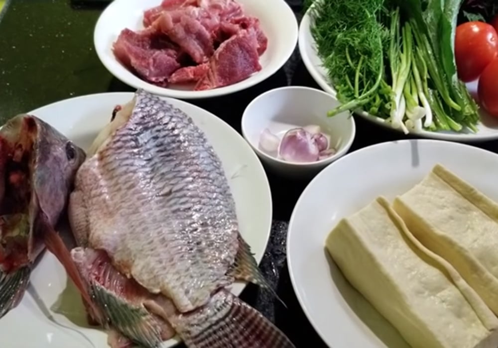 Nguyên liệu nấu bún cá Hà Nội